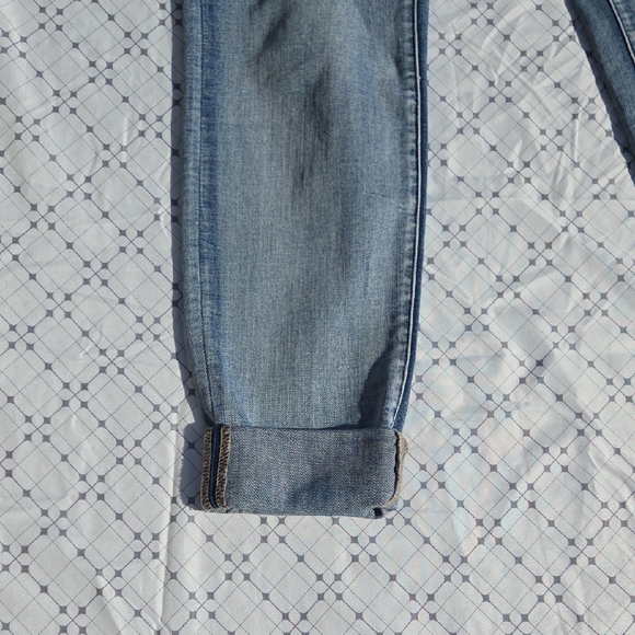 Judy Blue Women's Light Blue Boyfriend Jeans - Picture 9 of 14